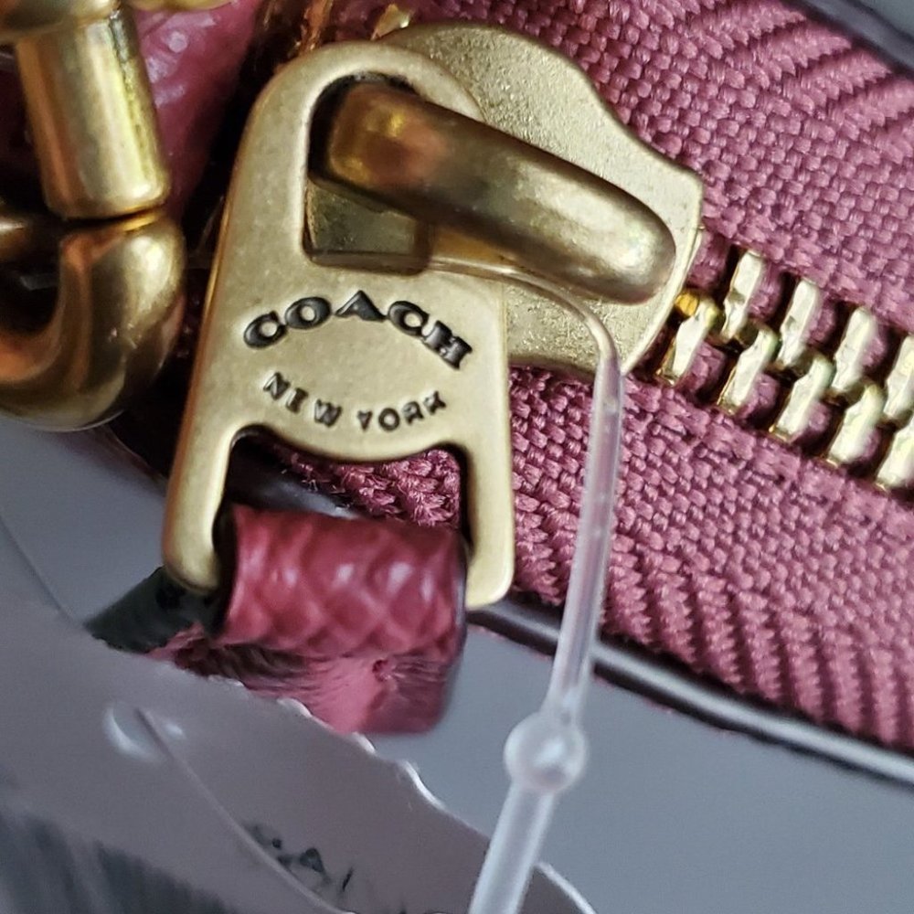 Coach Wallet - Picture 6 of 8
